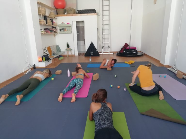 Yoga class in Corralejo